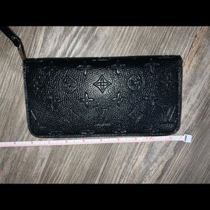 LV Empreinte Zipper Wallet